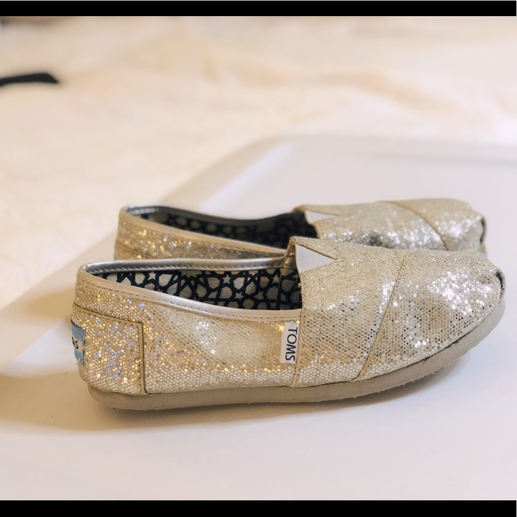 Toms Silver Glitter Flats - Size 6 - Picture 1 of 10
